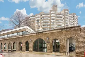 Cedar Crosse Research Center - River City Building